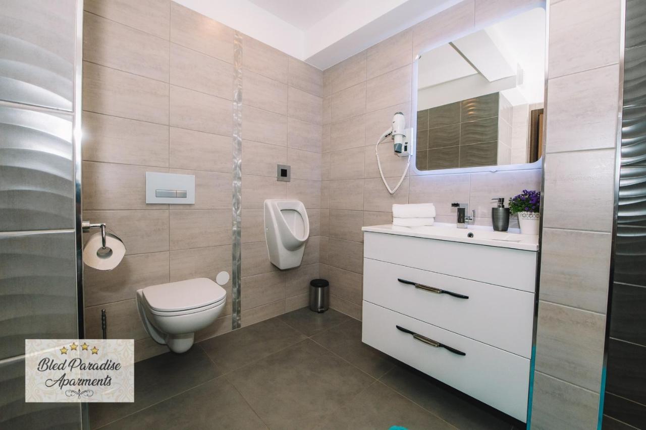Hostel Bled Paradise Slovenia ภายนอก รูปภาพ